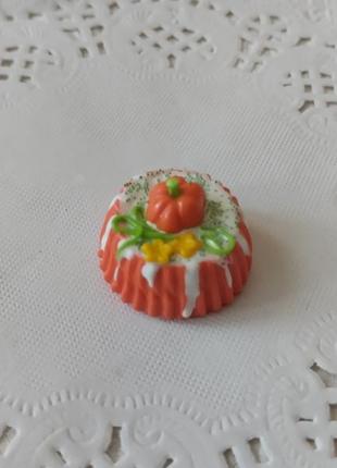 Лялькова мініатюра — аксесуари для ляльок барбі, лол. їжа, напої, посуд у ляльковий будиночок. кекс, торт