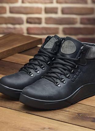 Кожаные спортивные ботинки, кроссовки на меху ecco nubuck black