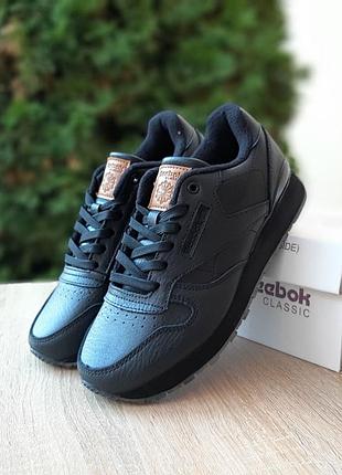 Зимние женские кроссовки reebok classic black winter мешек черного цвета