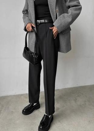 Невероятно красивые стильные актуальные базовые черные брюки от m&s collection