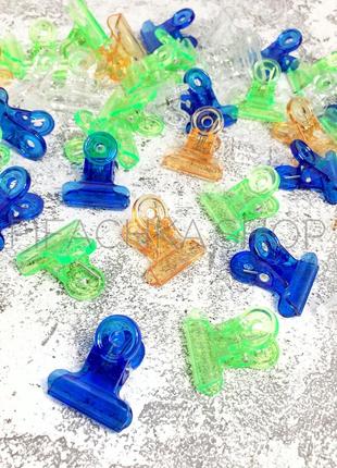 Затиск-прищіпка для нарощування нігтів, пластикова (колір - випадковий) 30 мм