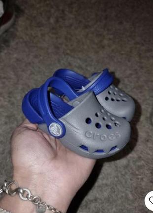 Крокс электро клог детские серые с синим crocs electro clog smoke/cerulean