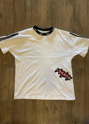 Футболка adidas trefoil