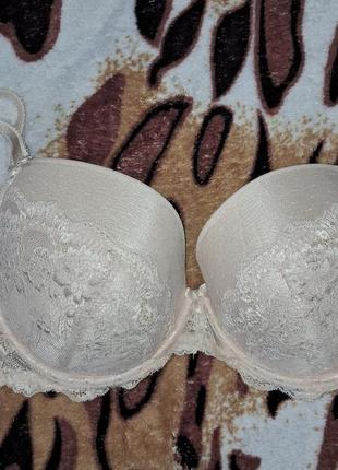 Шикарний базовий бюстгальтер