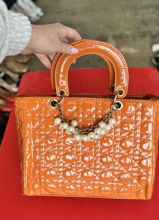 Сумка оранжевая ,брендовая сумка,лаковая сумка