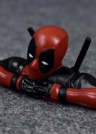 Дедпул (deadpool) подарунок на килимок на панелі приладів