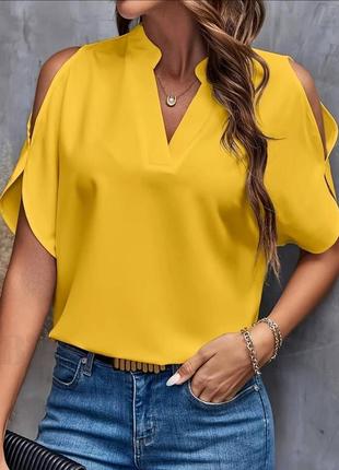 Блузка с открытыми плечами, блуза