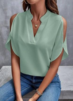 Блузка с открытыми плечами, блуза