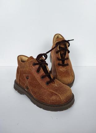 Шкіряні чобітки для хлопчика 23р