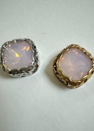 Стразы в ажурных серебряных цапах люкс, 12мм,  мягкий квадрат, цвет pink opal, 1шт3 фото