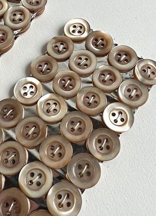 Ґудзик 8/242 сорочковий з бортиком 4отв бежевий 1шт 13мм мушля