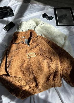 Батник с вышивкой