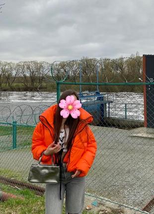 Куртка демі сезон незвичайна
