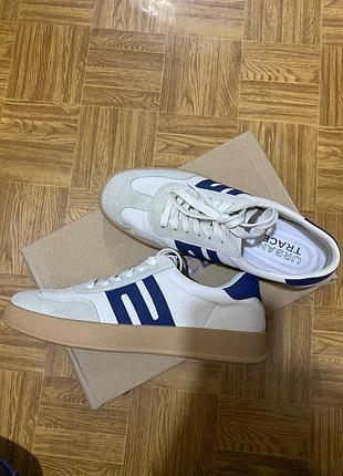 Кеди чоловічі в стилі adidas samba, urban trace