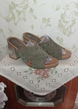 Интересные босоножки сабо penelope collection  испания