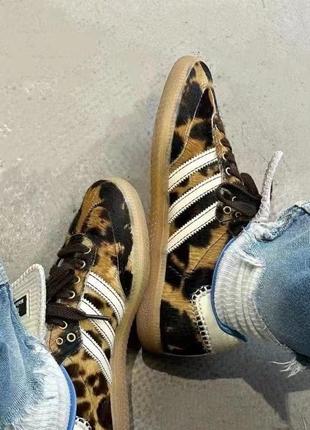 Адидас леопард adidas wales bonner leopard