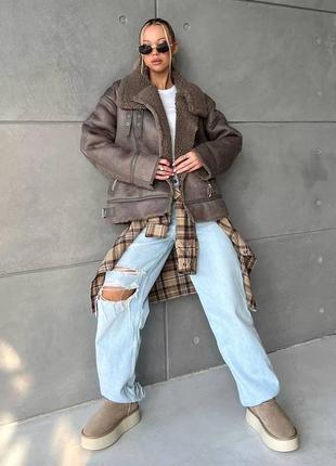 Дублянка мокко на хутрі на блискавці з поясом6 фото