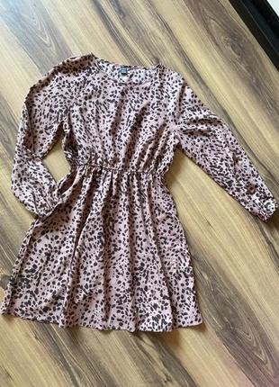 Платье женское. платье размер м