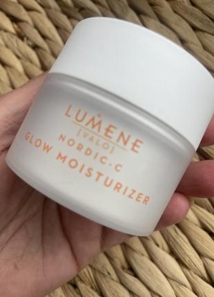 Lumene valo vitamin c придающий сияние дневной крем, 50мл