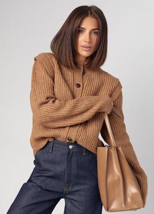Вязаный кардиган с круглой горловиной на пуговицах5 фото