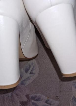 Шикарные женские белые кожаные сапожки, сапоги, 40 размер9 фото