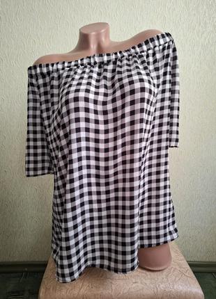 Блуза з відкритими плечима. туніка. топ у карту.