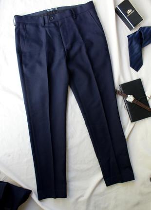 Базовый брендовый качественный деловой костюм от primark