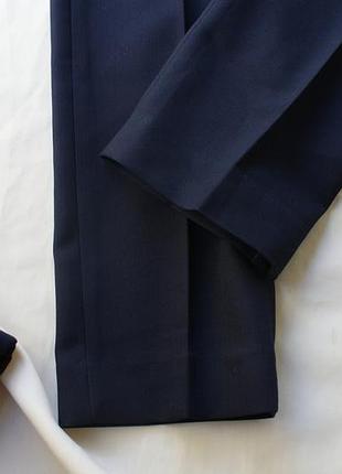 Базовый брендовый качественный деловой костюм от primark