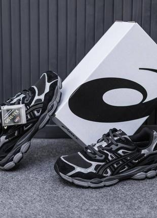 Кроссовки  asics