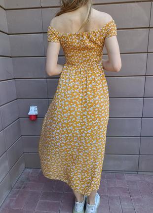 Легкое летнее платье с резинкой на груди5 фото