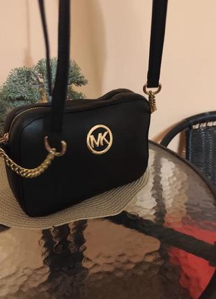 Продам шкіряну сумочку michael kors