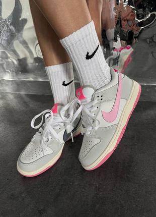 Найк данк сірі з рожевим кеди nike sb dunk « light grey pink »