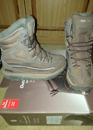 Кроссовки демесезонные. walkmaxx.