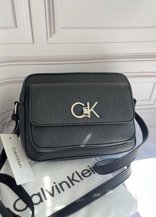 Сумка через плече від calvin klein3 фото