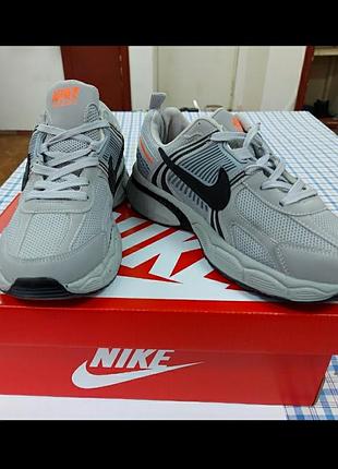 Кросівки nike zoom vomero 5 (світло сірі/сірі) чоловічі/жіночі/унісекс кросівки найк