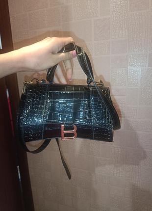 Сумка в стиле balenciaga в хорошем состоянии