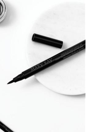 Водостійка підводка-олівець для очей
1,5 г чорний/black (матовий)