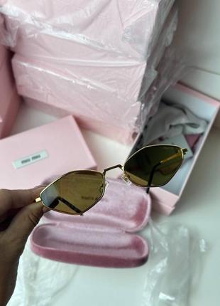 Окуляри в стилі miu miu5 фото