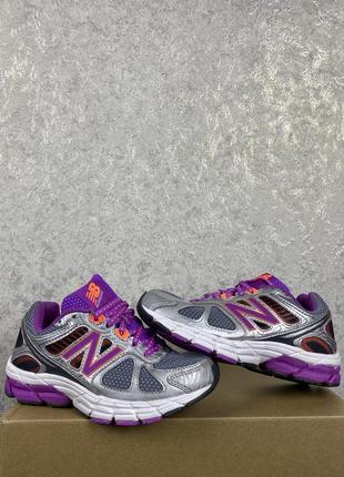Жіночі кросівки new balance 670 / 22 см
