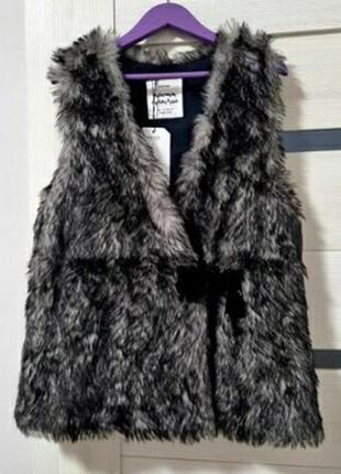 Хутряна жилетка zara 140см.