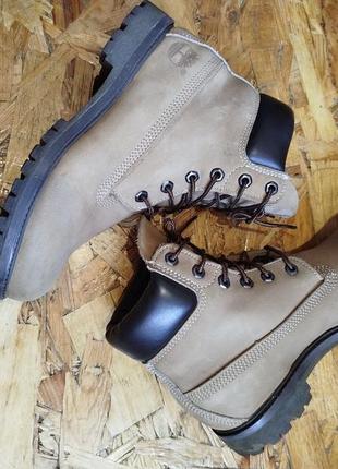 Шкіряні черевики timberland