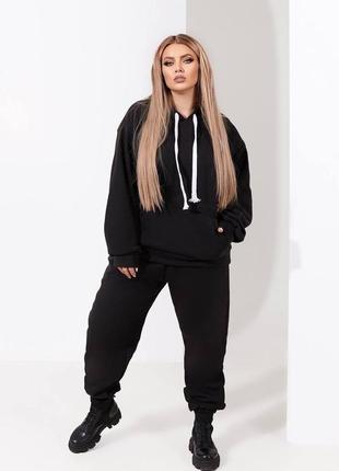 Прогулочный спортивный костюм стиль oversize