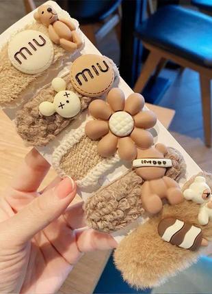 Заколки на волосы для девочек