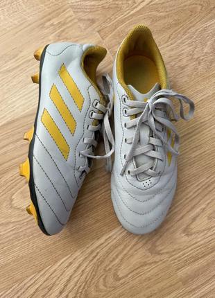 Футбольные копочки кожаные adidas размер 35 1/2