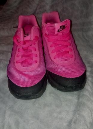 Зручні кросівки nike air 36р
