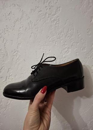 Туфли женские лаковые
