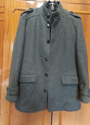 Чоловіче пальто