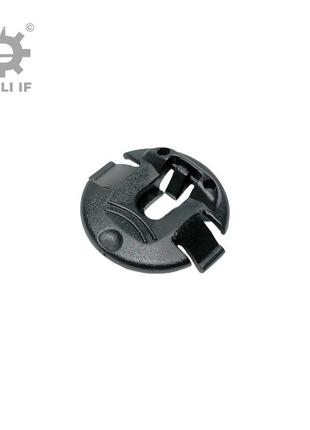 Кліпса кріплення підкрилка локера колісної арки passat b3 volkswagen 4f0825429a