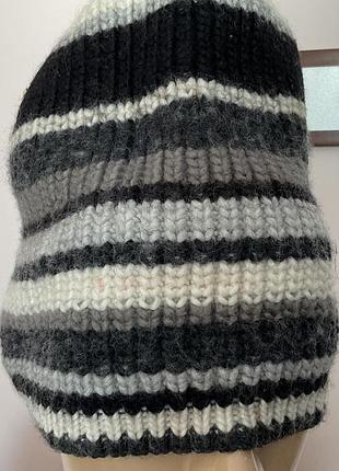 Теплая полушерстяная шапочка - унисекс