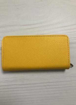 Жёлтый кошелёк на молнии2 фото